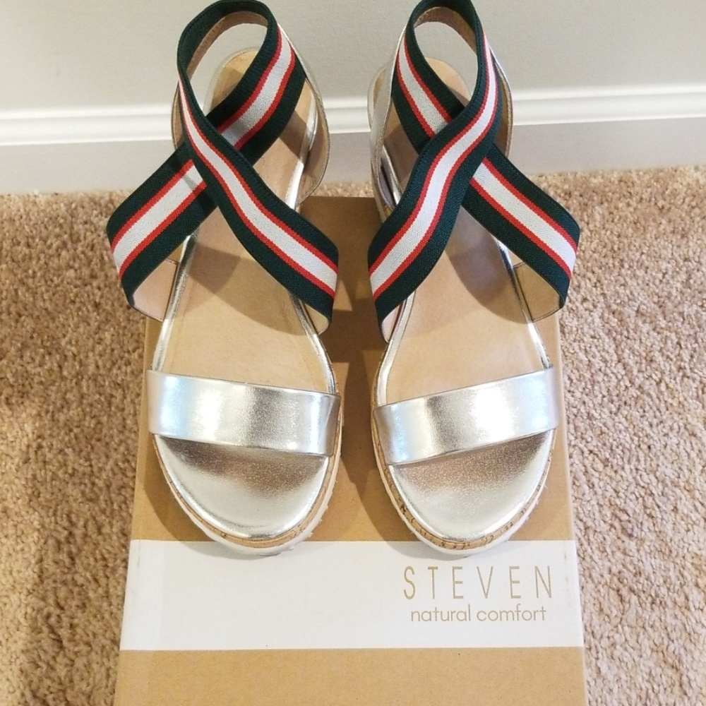 Steve Madden Platform Shoes, size 6.5